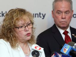 La Dra. Patricia Schnabel Ruppert, Comisionada de Salud del Condado de Rockland habla sobre una nueva orden de exclusión de sarampión que obliga a cualquier persona contagiada a quedarse en casa. AP / T. Savayan