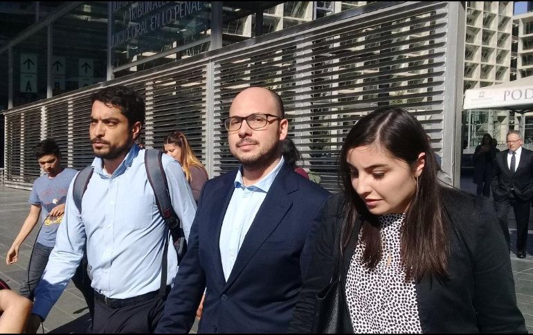 Se cree que el director de cine abusó de una menor de edad en un hotel, y se le acusan de cuatro delitos más. TWITTER / @Opinechile