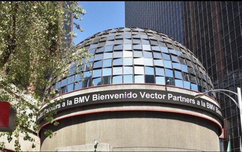 El mercado accionario local opera con un volumen de 499 mil 735 títulos, por un importe económico de 14.2 millones de pesos. ESPECIAL / bmv.com.mx