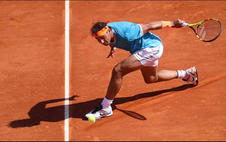 Una hora con 16 minutos necesitó Nadal para quedarse con el triunfo en la que es su superficie favorita, la tierra batida. AFP / V. Hache