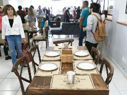 En el negocio hay comedores, recámaras y otros productos. EL INFORMADOR / A. Camacho