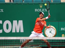 Novak sentenció su partido en dos sets y consiguió el pase a Cuartos de Final en el principado. AFP/V. Hache