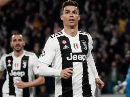 El conjunto bianconneri, de la mano de Cristiano Ronaldo, buscará conronarse ante la Fiorentina. AFP / ARCHIVO