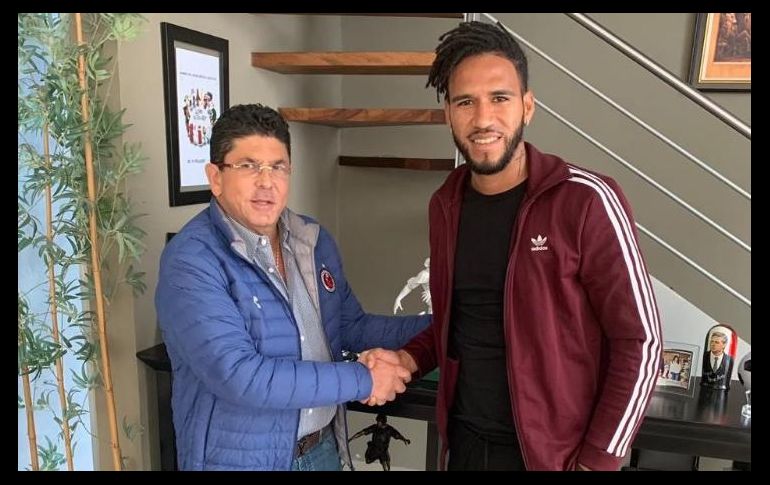 Fidel Kuri, presidente del Veracruz, es actualmente el directivo incómodo en el futbol mexicano. TWITTER/fidelkugra