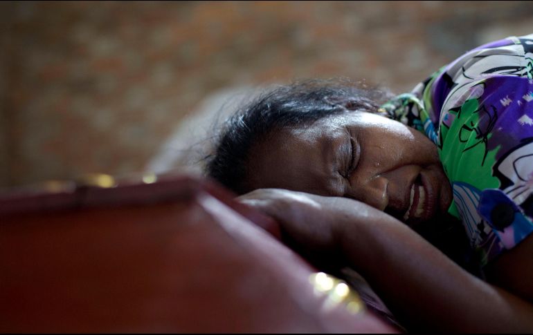 Las fuerzas de seguridad continúan buscando en toda la isla a los responsables de los atentados, hay al menos a 24 sospechosos en el marco de las investigaciones. AP / G. Amarasinghe