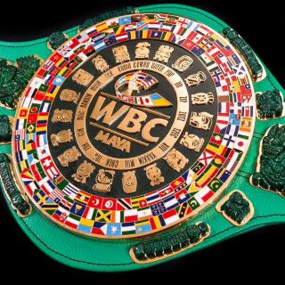 Presentan cinturón maya para pelea del ''Canelo'' vs Jacobs