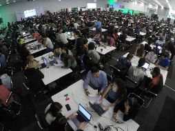 Para romper este récord, se contó con el apoyo de la multinacional estadounidense, el gobierno de Jalisco y Talent Land. El récord anterior era de 586 estudiantes y se logró en España durante 2018. EL INFORMADOR/ A. Camacho