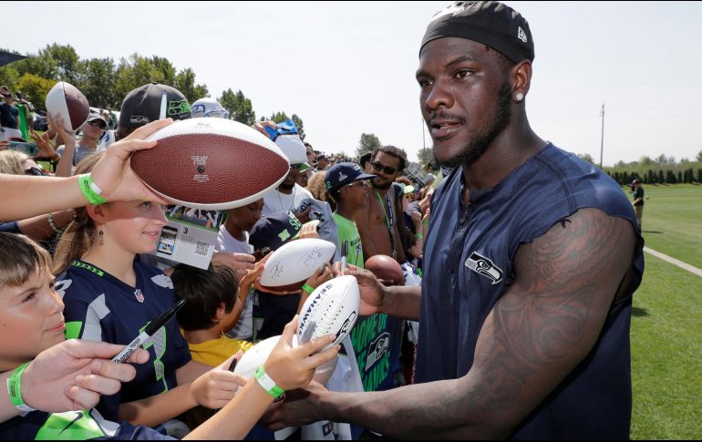 Kansas City envió a Seattle su selección de  Draft de primera ronda de este año a cambio de Clark. AFP