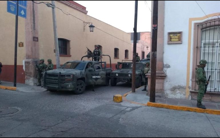 Elementos de la XV Zona Militar realizaban por la mañana de este miércoles acciones y recorridos de patrullaje en apoyo a la seguridad pública de Lagos de Moreno. ESPECIAL