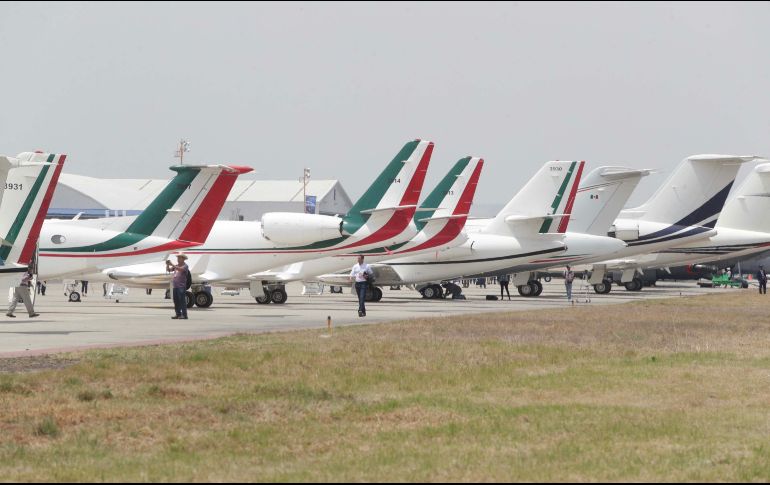 Al menos 33 de las 72 aeronaves en venta se exhiben desde ayer en la Feria Aeroespacial México 2019. SUN / I. Stephen