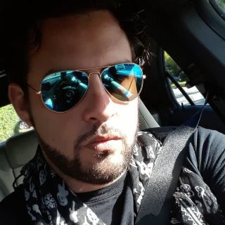 Gerardo Bazúa se lanza contra Paulina Rubio por negarle ver a su hijo