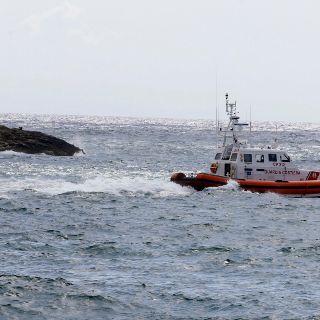 Buscan a 21 desaparecidos tras naufragio en Venezuela