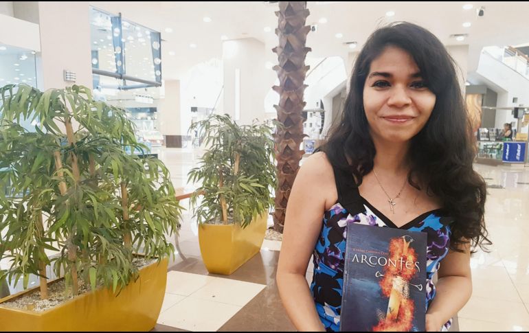 Este es el décimo libro de la autora tapatía. EL INFORMADOR / R. Romero