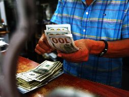 En la última sesión cambiaria de la semana, la moneda se adquirió en un precio mínimo de 17.80 pesos. EL INFORMADOR/ARCHIVO