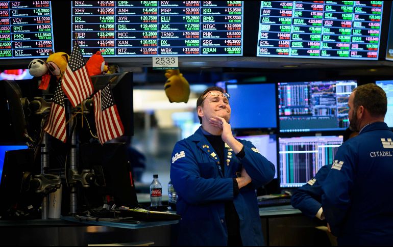El Promedio Industrial Dow Jones avanzó 81 unidades, 0.3%, a 26 mil 543 puntos. AFP/ARCHIVO