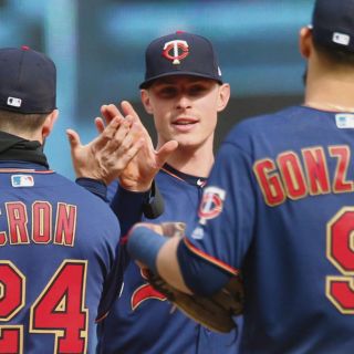 Minnesota muele a palos a los Orioles