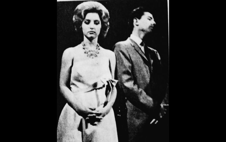 Y bueno, si hubo un grupo de Rock’n roll mexicano que inspiró a toda la América Latina y aún España lo fueron los “Teen Tops” con su vocalista Enrique Guzmán y desde luego no ha habido una estrella juvenil femenina que haya tenido el arrastre de Angélica María. Y claro, eran en aquel 1962 la pareja ideal del mundo de habla hispana. Nada más que sin la facilidad que hoy en día da el internet. CORTESÍA / F. Partida