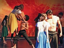 A la izquierda y al fondo, Isaac Hernández; en primer plano y al frente, Izaak Alatorre. EL INFORMADOR / A. Camacho