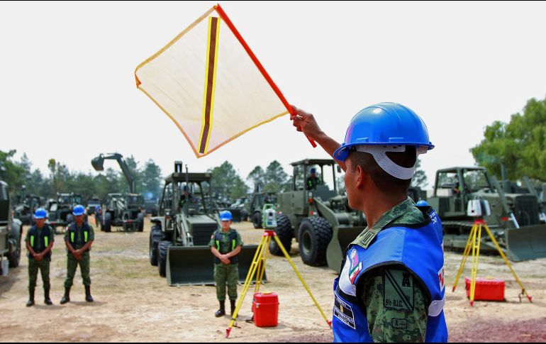 Ayer iniciaron los estudios y trabajos preliminares para la construcción del Aeropuerto Internacional “General Felipe Ángeles”, en la Base Militar de Santa Lucía. NOTIMEX/F. Estrada