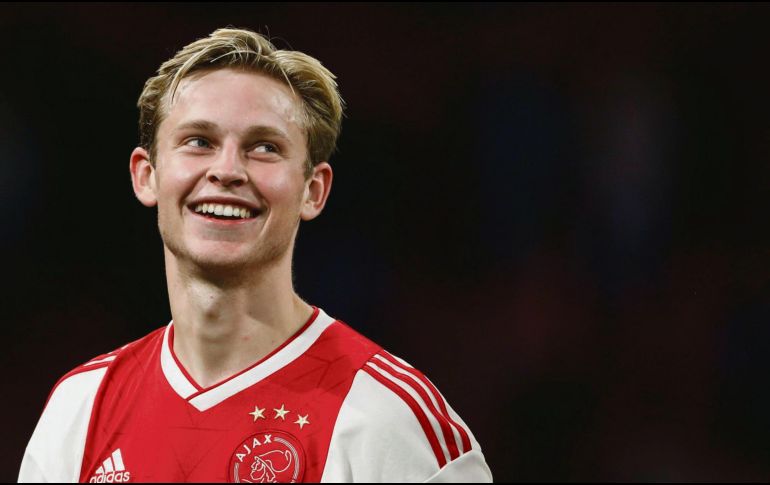 El joven holandés, Frenkie de jong, buscará tener una gran exhibición en uno de sus últimos juegos con el club. AFP