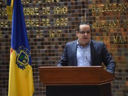 Enrique Velázquez aseveró que su progenitor cuenta con la trayectoria y prestigio profesional para ocupar el cargo. Cortesía