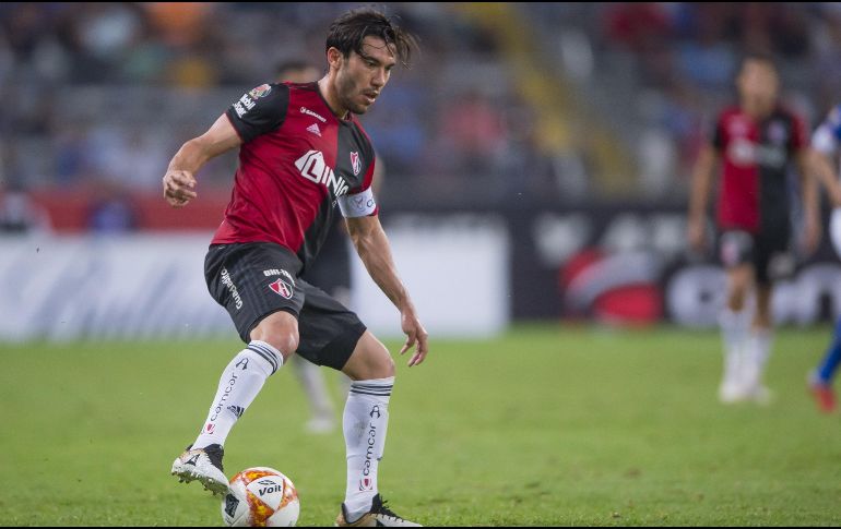 Se ha rumorado que Juan Pablo Vigón podría dejar a los rojinegros para emigrar a Pumas o Cruz Azul, sin embargo todavía no hay nada seguro sobre su salida. MEXSPORT / ARCHIVO