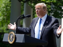 El mandatario, que desde que asumió el poder en 2017 ha aumentado la presión contra el país gobernado por Maduro, prometió a los venezolanos el apoyo de Estados Unidos. AP / E. Vucci