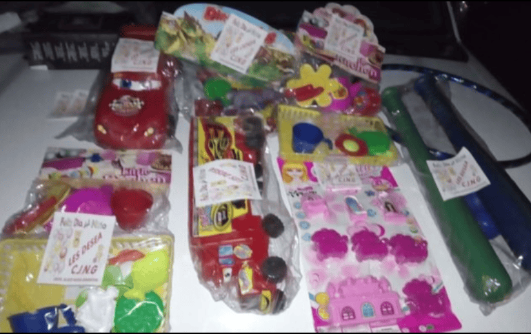 En un municipio fueron regalados juguetes con el logotipo del CNG. ESPECIAL