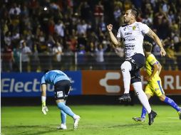 Cristian Báez abrió el marcador al minuto 10. MEXSPORT/E. Serrato