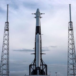 Posponen lanzamiento de cohete Falcon 9 hacia EEI