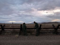 Los cuatro migrantes fueron detenidos y enfrentarán cargos federales de inmigración. AFP/ARCHIVO