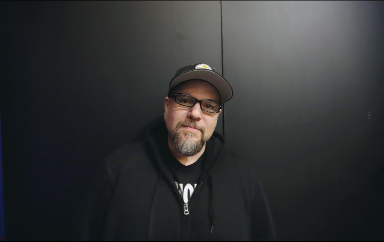 Antonio Ortuño. Con el personaje de Aurelio Blanco, el escritor sacude los ojos de los lectores al presentar una sociedad distinta. EL INFORMADOR / F. Atilano