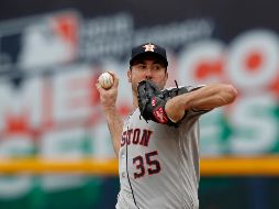 Justin Verlander, lanzador de los Astros, permitió tres jonrones esta tarde. AP/R. Blackwell