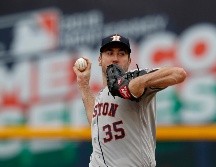 Justin Verlander, lanzador de los Astros, permitió tres jonrones esta tarde. AP/R. Blackwell