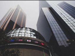 El mercado accionario local se opera en un volumen de 3.9 millones de títulos, por un importe económico de 23.7 millones de pesos. ESPECIAL / bmv.com.mx