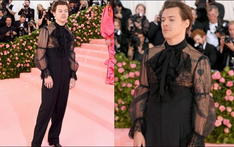 Harry Styles vistió un atuendo de Gucci con transparencias. ESPECIAL