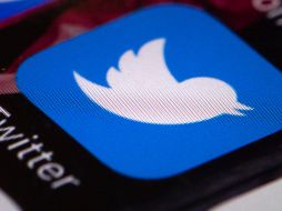 La función ''retuitear con comentario'' permite ahora agregar a mensajes compartido una imagen animada. AP / ARCHIVO