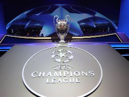 Según ese plan, habría cuatro grupos de ocho equipos, lo que aumentaría el número de partidos europeos, y un sistema de ascenso-descenso. AFP / ARCHIVO