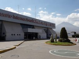 Las operaciones en el aeropuerto volvieron a desarrollarse con normalidad luego de que se descartara el peligro. TWITTER/@PeruECpe