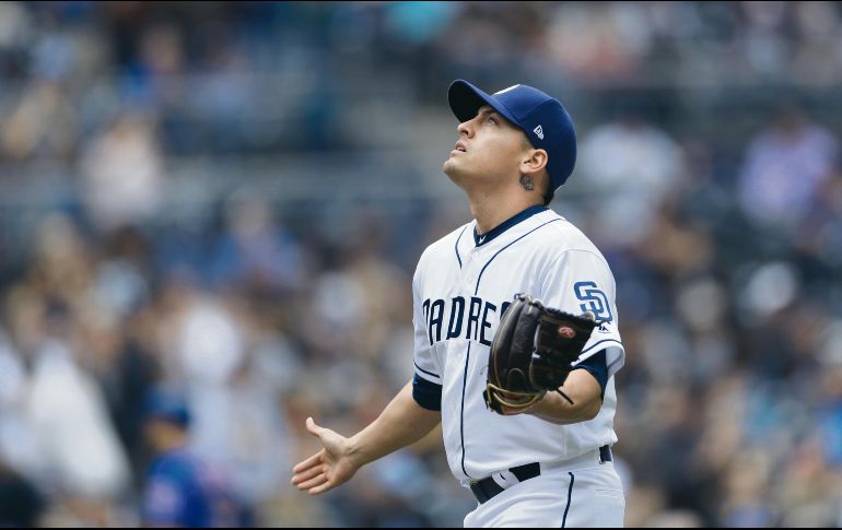 Gerardo Reyes trabajó por espacio de una entrada y dos tercios sin recibir daño. AP