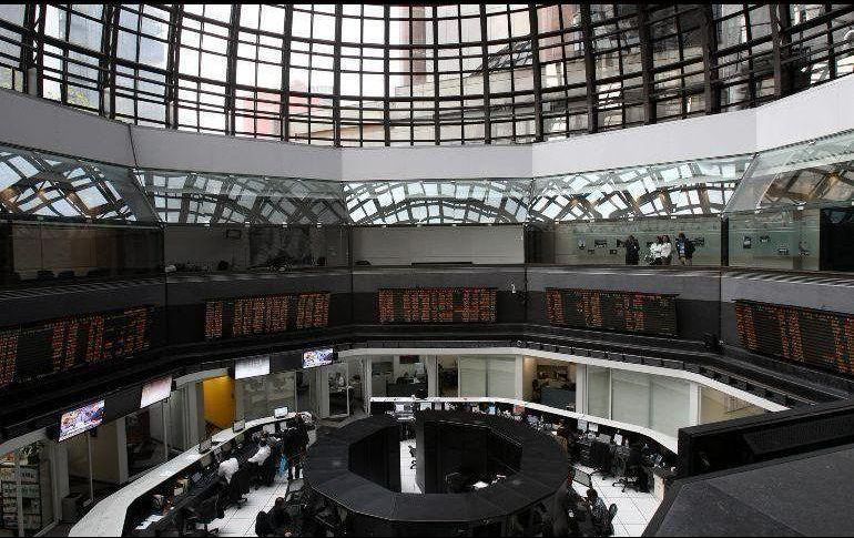 De acuerdo con el Grupo Financiero Monex, los mercados a nivel mundial presentan movimientos negativos. EFE / ARCHIVO