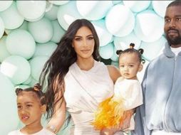Kim asegura que el nuevo bebé se parece a su hija Chicago. INSTAGRAM / @kimkardashian