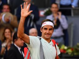 Federer comenzó arrollador el primer set, pero al final cae en dos horas y diez minutos. AFP/G. Bouys
