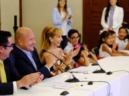 En el acto, niños que reciben atención en diferentes organizaciones asistenciales hicieron peticiones al gobernador. Cortesía