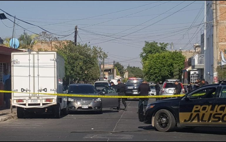 Se encontraron al menos 26 casquillos de arma corta en el lugar. EL INFORMADOR / S. Blanco