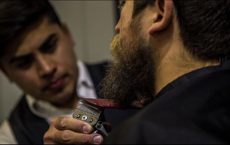  Los tratamientos pueden ser en forma de shampoo, lociones capilares y suplementos alimenticios. EL INFORMADOR/ ARCHIVO