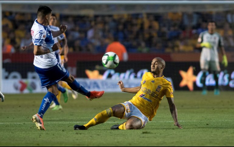 Tigres prefirió conservar el empate global 1-1 antes que intentar hacerse de la ventaja en el marcador. EFE/M. Sierra