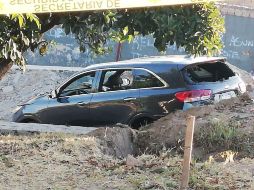 Autoridades refieren que el cuerpo de seguridad evitó que se aproximaran al área que presumían, estaba en resguardo. ESPECIAL