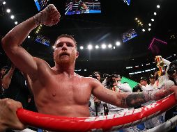 El mexicano generó un ingreso de más de 8.5 MDD en venta de boletos para la pelea contra Daniel Jacobs; en el mismo escenario, pero contra Gennady Golovkin, superó los 27 MDD. AFP / ARCHIVO