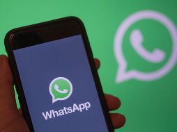 WhatsApp insta a los usuarios a actualizar la aplicación para evitar riesgos. EFE / ARCHIVO